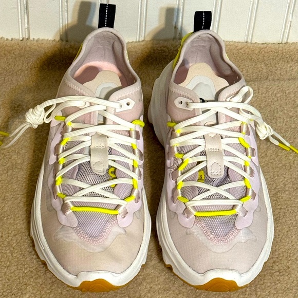 SOREL Sneakers 8.5 - Picture 10 of 13